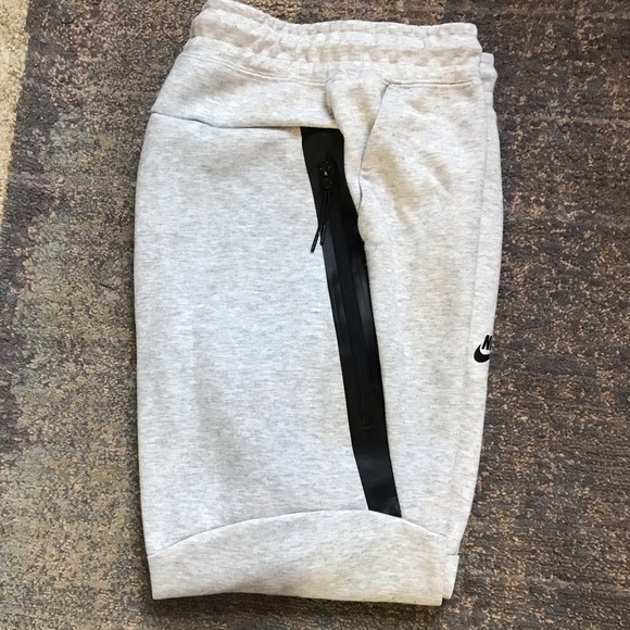 NIKE Men's Sportswear Tech Fleece Joggers Size L - Picture 4 of 14